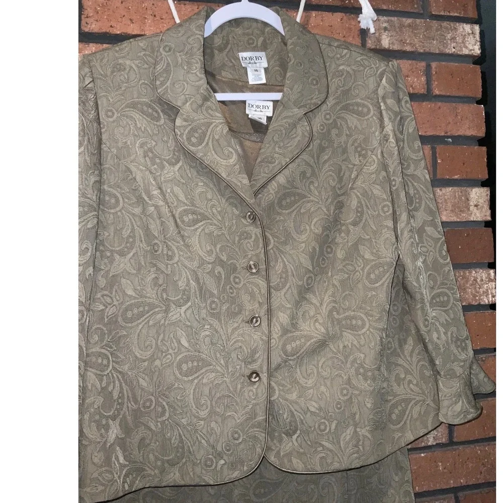 Dorby Womens 3 Piece Skirt Suit Set Sage Green Paisley Jacquard Blazer Size 16